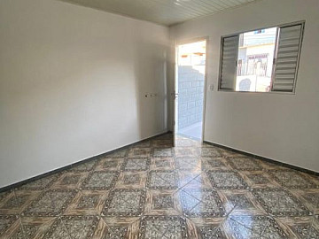 CASA NO FAZENDA RINC�O